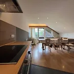 Appartamento Goldener Hahn Pool, Sauna & Fruehstuecksservice