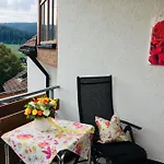 Goldener Hahn Pool, Sauna & Fruehstuecksservice Appartamento *