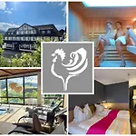 Goldener Hahn Pool, Sauna & Fruehstuecksservice Baiersbronn