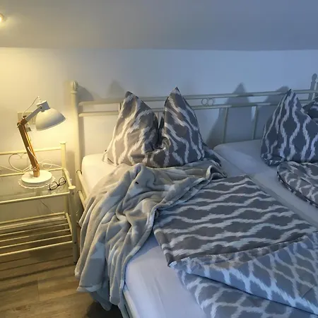 Apartment Goldener Hahn - Mit Service Nahe Gartenschau Tal X *