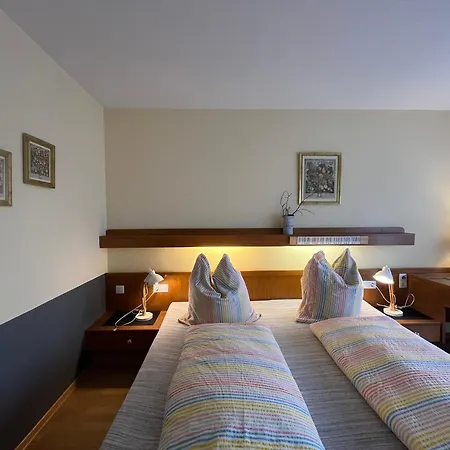 Goldener Hahn - Mit Service Nahe Gartenschau Tal X Apartment *