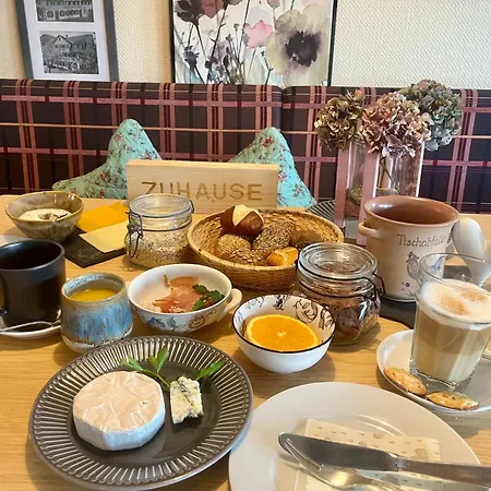 公寓 Goldener Hahn B&B Ferienwohnungen Pool & Sauna Near Medicenter