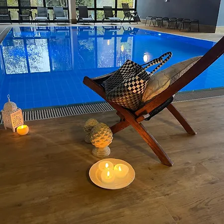 Apartment Goldener Hahn B&B Ferienwohnungen Pool & Sauna Near Medicenter