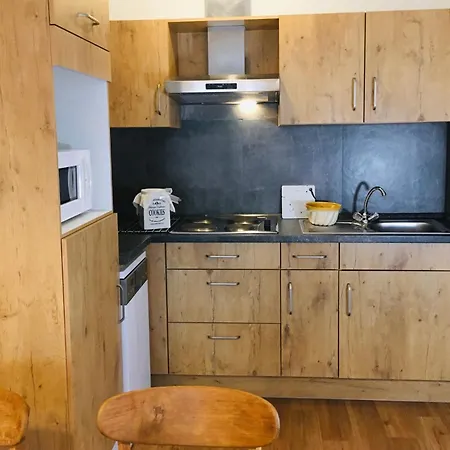 Goldener Hahn B&B Ferienwohnungen Pool & Sauna Near Medicenter Apartment